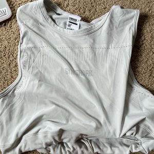 GYMSHARK TOP